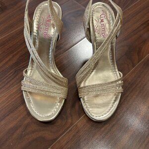 Gold sparkling shoes